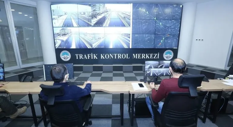 Kayseri'de Trafik Akışı Canlı Denetleniyor