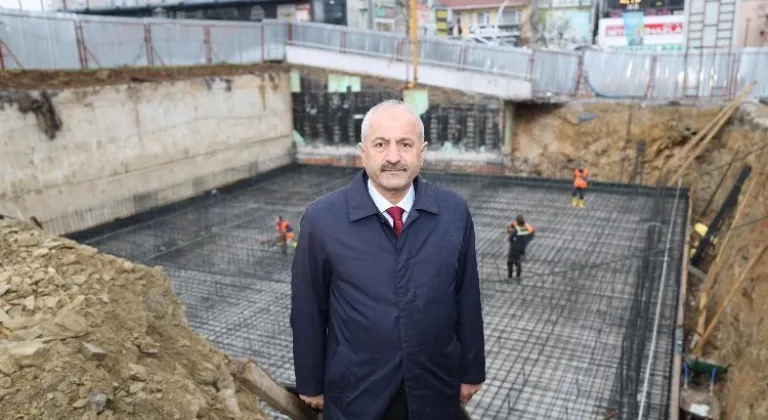 Kent Meydanındaki Önemli Çalışmada İlk Beton Atıldı