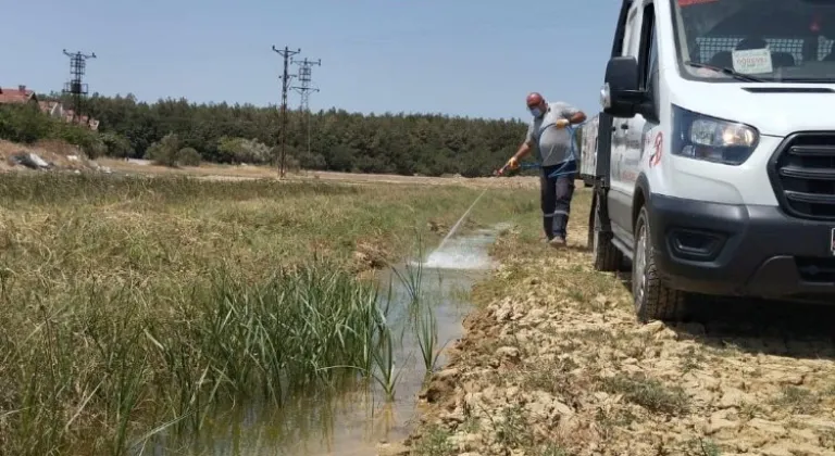 Keşan Belediyesi Veteriner İşleri Müdürlüğü larvasit mücadelesine aralıksız devam ediyor