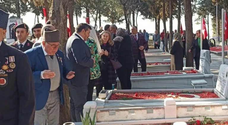 Keşan'da 18 Mart Çanakkale Deniz Zaferi ve Şehitler Günü Anma Programı Yoğun Katılımla Gerçekleştirildi