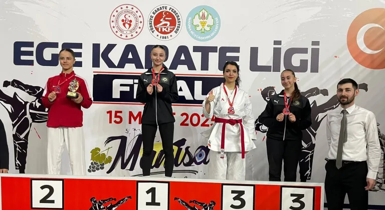 Keşanlı Antrenör Meltem Şahin, İller Arası Ege Ligi Karate Şampiyonası'nda Üçüncü Oldu