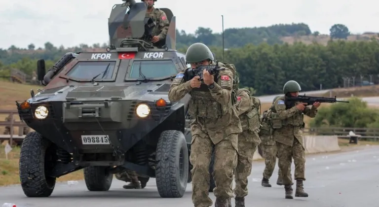 KFOR Komutası İtalya'ya devrediliyor