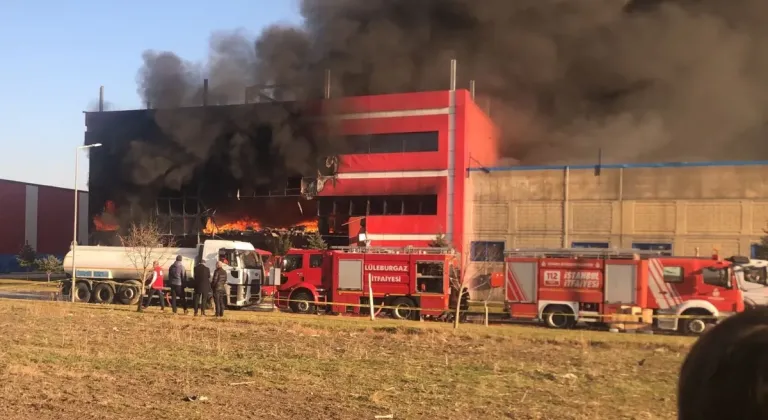 Kırklareli'nde Oyuncak Fabrikasında Çıkan Yangın Olayı