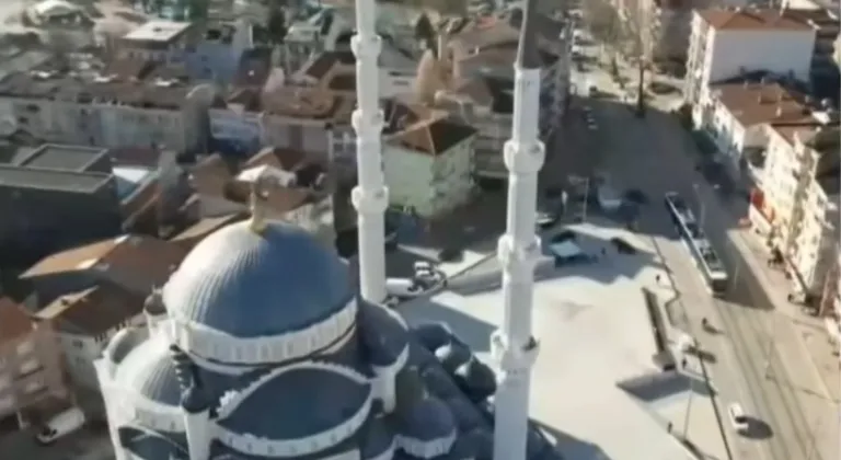 Kocaeli Büyükşehir Belediye Başkanı Tahir Büyükakın: 'SGK Borcuyla Cami Devri Yalan!'