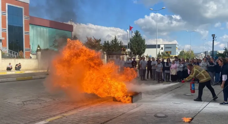 Kocaeli İtfaiyesi  'Acil Durum' eğitimi verdi