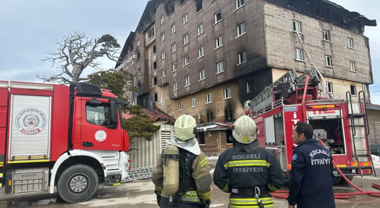 Kocaeli İtfaiyesi Bolu'daki Otel Yangınında Hızlı Müdahale Etti