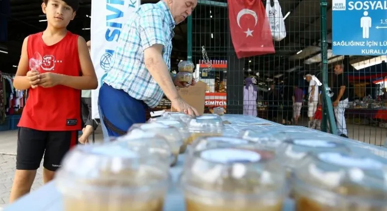 Kocaeli'de Aşure İkramıyla Muharrem Ayı Coşkusu