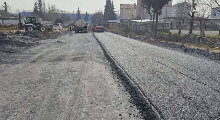 Kocaeli'de Gebze Millet Bahçesi'nde 5 km'lik İç Yol İnşası Devam Ediyor