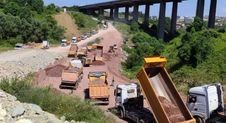 Kocaeli'de hummalı yol çalışması