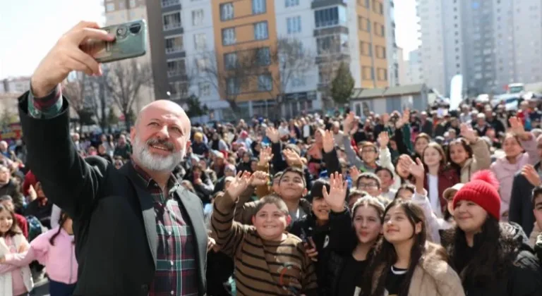 Kocasinan Belediye Başkanı Ahmet Çolakbayrakdar Müjde Üstüne Müjde Verdi!