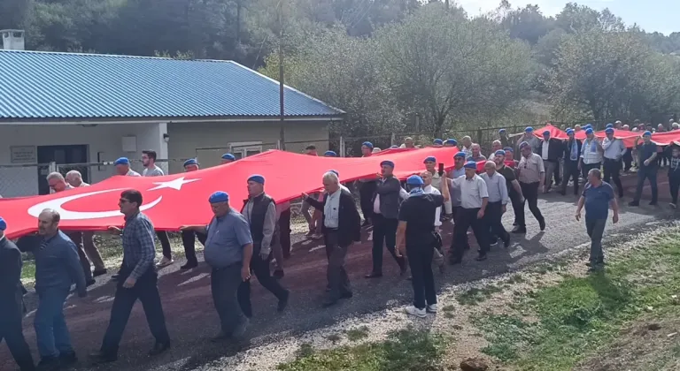 Komandolar Bilecikli şehit ailesini unutmadı