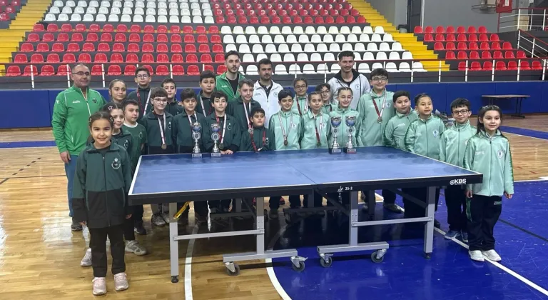 Konya Karatay Belediyespor'dan Trampolin Cimnastik ve Masa Tenisi Şampiyonalarında Çifte Başarı