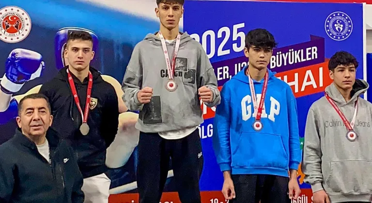 Konya Meram Belediyespor Muaythai Şampiyonasında Zafer Kazandı