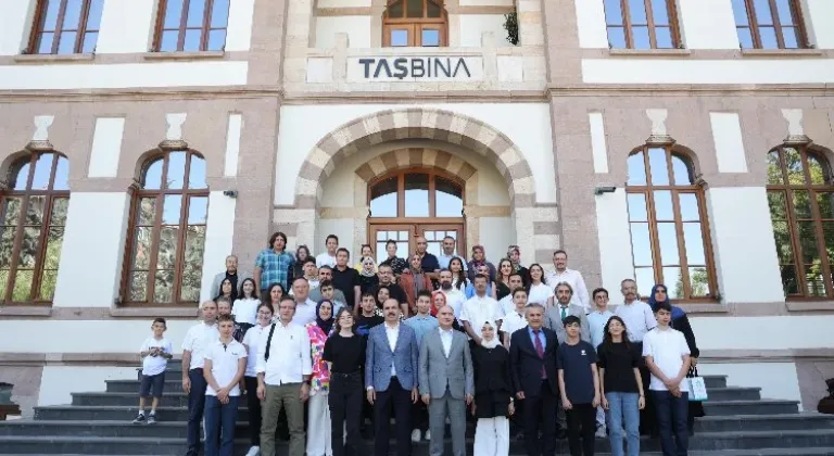 Konya Valisi ve Başkanı, Türkiye birincisi öğrencilerle buluştu