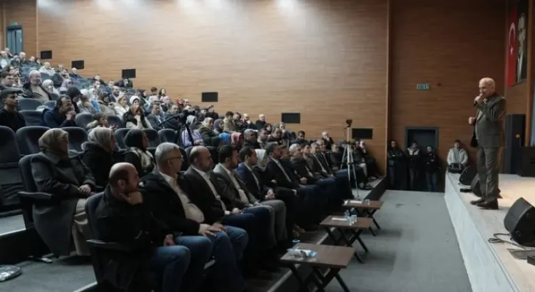 Konya Büyükşehir Belediyesi Şehir Konferanslarına Yoğun Katılım