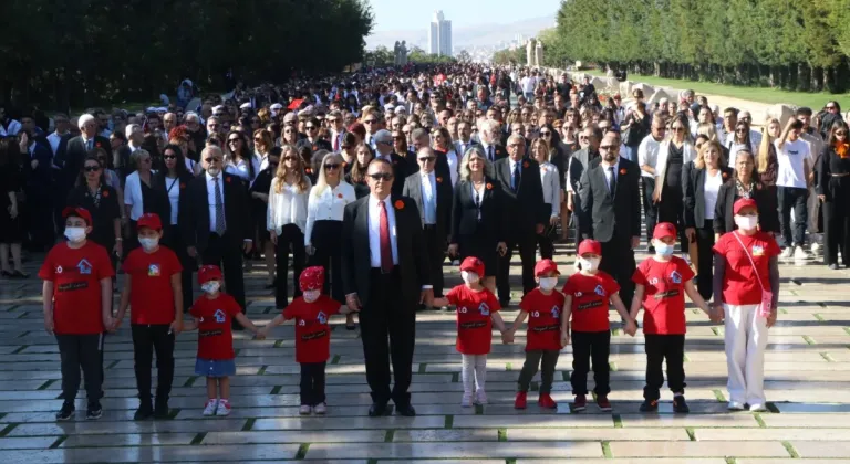 LÖSEV'den Büyük Anıtkabir buluşması