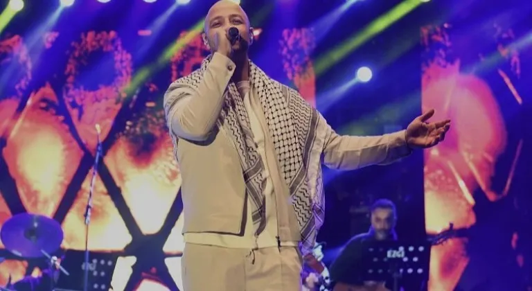 MaherZain İlahileriyle Osmangazi Meydanı'nda Coşku Yarattı