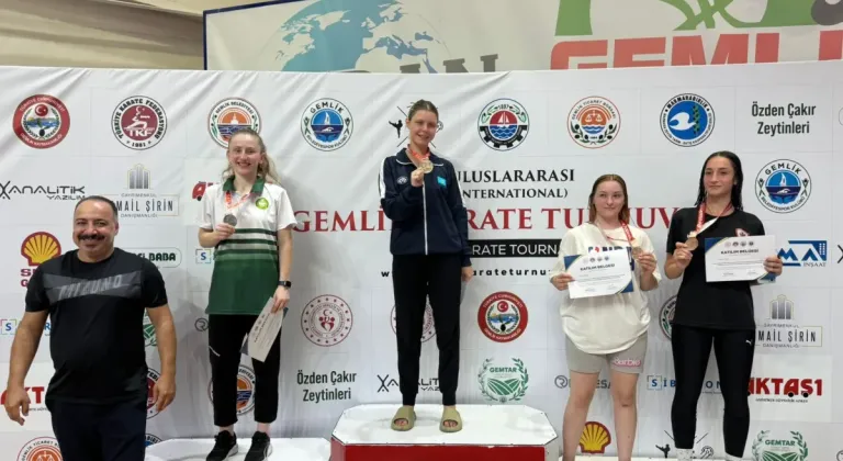 Manisa BBSK Karate Takımı Gemlik’te 16 Madalya Kazandı