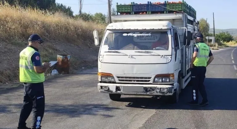 Manisa Büyükşehir Belediyesi Şehir Girişlerinde Yaptığı Denetimlerle Kayıt Dışı Ürünlerle Mücadele Ediyor