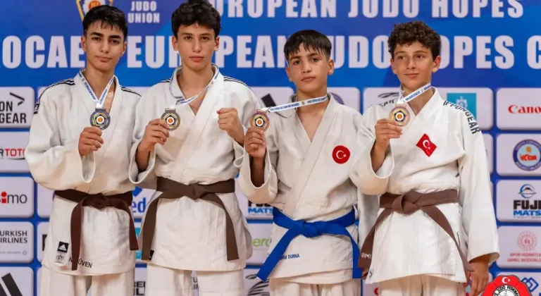 Manisa Büyükşehir Belediyespor Kulübü Judo Takımından Osman Yıldırım, Avrupa'da Gümüş Madalya Kazandı