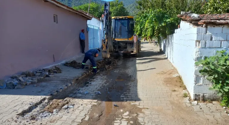 Manisa  Kayaaltı Mahallesine sağlıklı içe suyu hattı