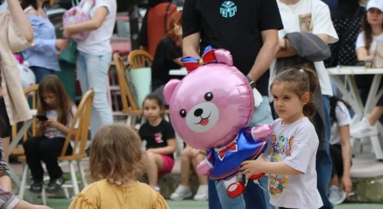 Manisa Sokaklarında Müzik Rüzgarı Esti!