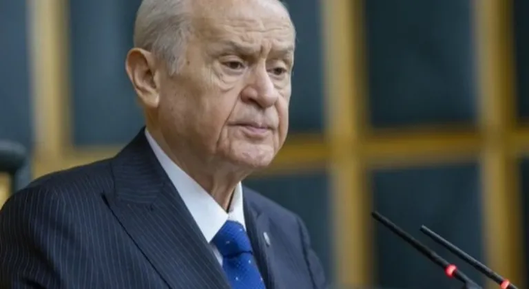 MHP Lideri Bahçeli: Türk Bayrağını ve İstiklal Marşını Reddedenlerin Vatandaşlıktan Çıkarılması Gerekiyor