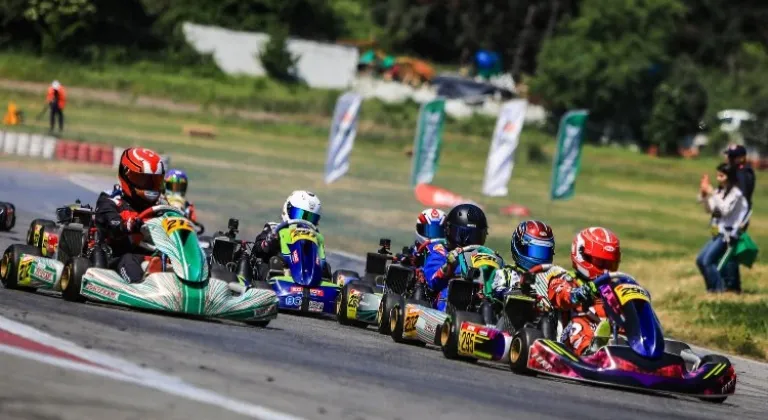 MOTUL 2024 Türkiye Karting Şampiyonası 3. Ayak Körfez Yarış Pisti’nde Sürat Kazanıyor