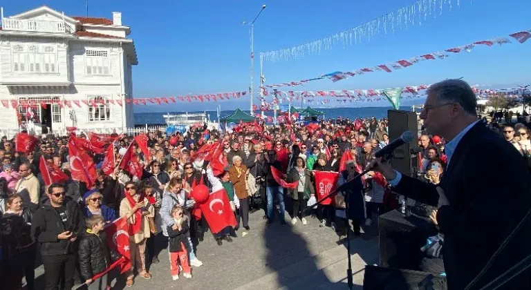 Mudanya'da CHP Belediye Başkan Adayı Deniz Dalgıç'tan Vatandaşlarla Buluşma: Nokta Mitingleri