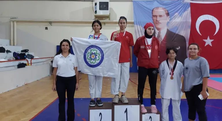 Muğla Taekwondo Şampiyonalarında Büyük Başarı: Büyükşehir Belediyesi Sporcuları Zirvede!