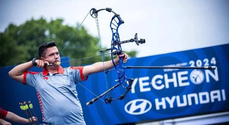 Muğlalı milli sporculara gümüş madalya