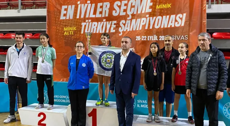 Muğlalı sporcu masa tenisinde Türkiye Şampiyonu oldu