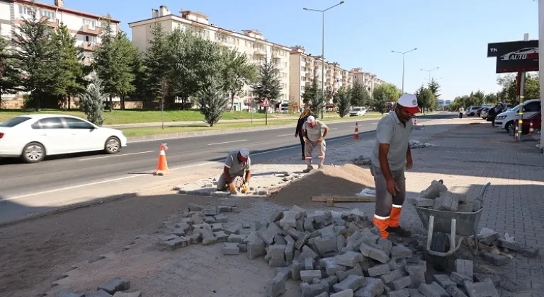 Nevşehir Belediyesi Altyapı ve Üstyapı Çalışmalarına Hafta Sonunda da Devam Ediyor