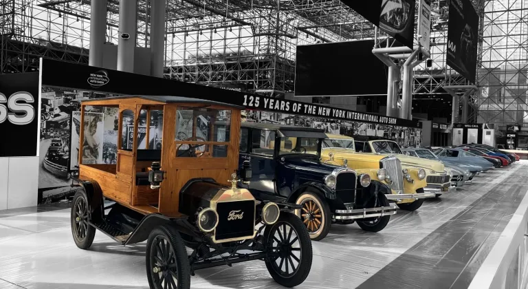 New York Otomobil Fuarı 125 Yaşında! İnovasyon ve Nostalji Bir Arada