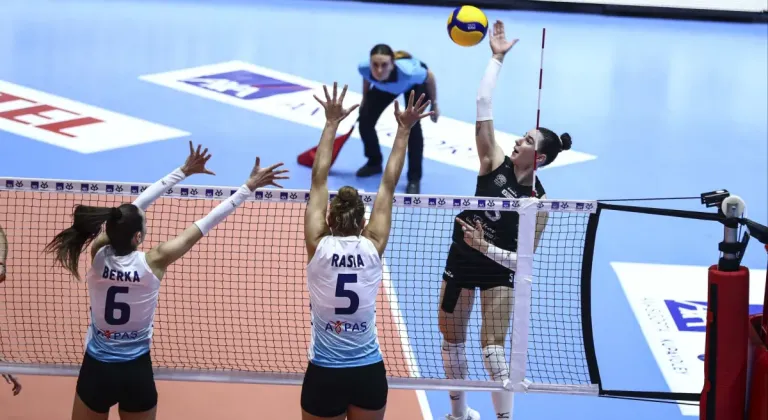 Nilüfer Belediyespor Eker, Kupa Voley'e galibiyetle başladı