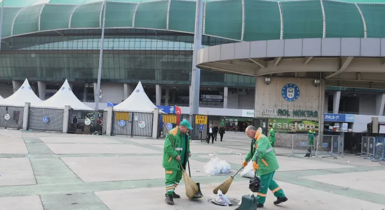 Osmangazi Belediyesi Bursaspor Stadyum Temizliğine Destek Veriyor