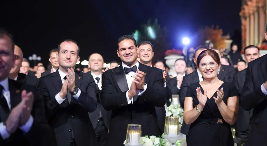 Manşet Resmi