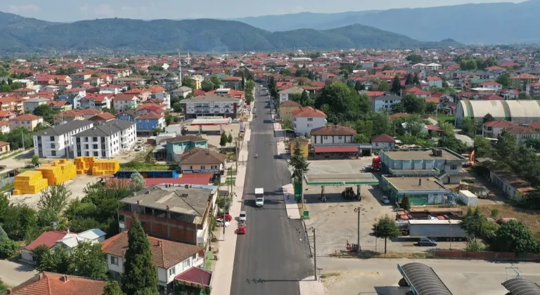 Sakarya Akyazı Ada Caddesi Yenileniyor: Başkan Alemdar Çalışmaları Yerinde İnceledi