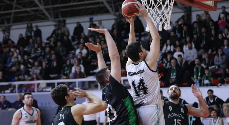 Sakarya Büyükşehir Basketbol Takımı, iddialı bir Performansla Play-Off Heyecanına Hazır