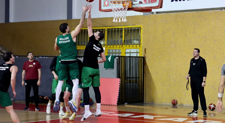 Sakarya Büyükşehir Basketbol Takımı, Konya Gelişim Maçı İçin Taraftarını Bekliyor