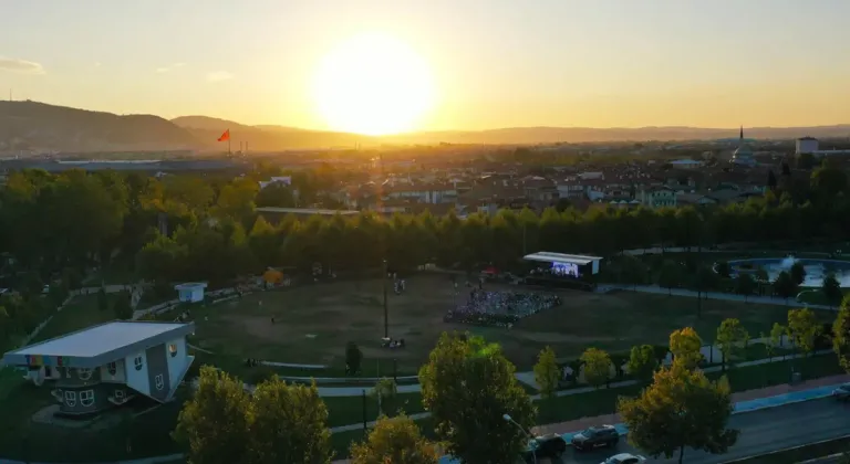 Sakarya Millet Bahçesi’nde şölen tadında bir gün