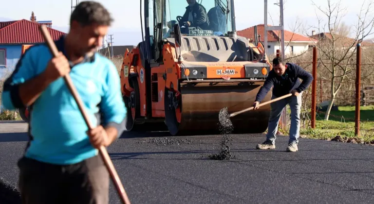 Sakarya Söğütlü'de Asfalt Yollar Yenileniyor