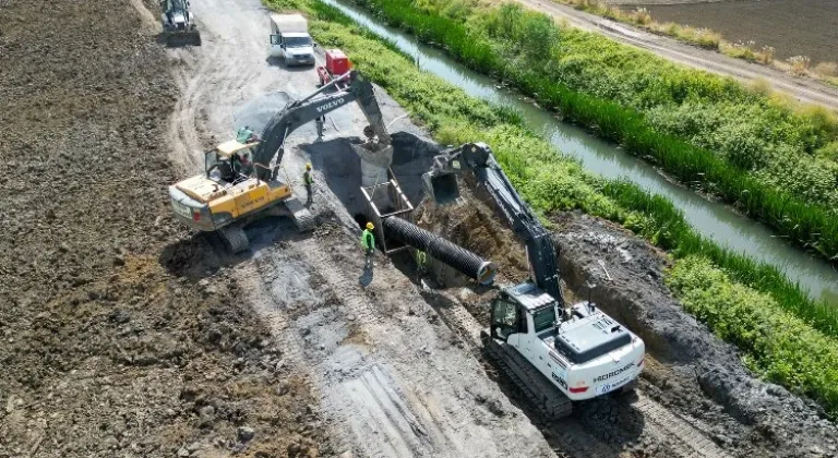 Sakarya'da  atık su hattı çalışmaları devam ediyor