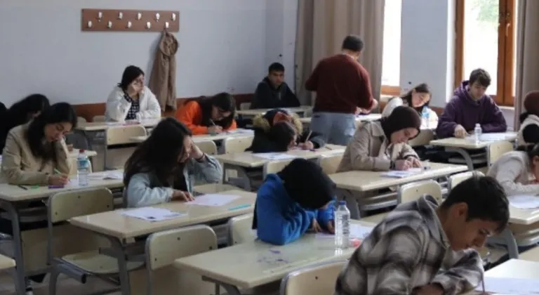 Sakarya'da Matematik Tutkunları Heyecanla Bekliyor! 'ADAMAT Olimpiyatlarına Başvurular Başladı'