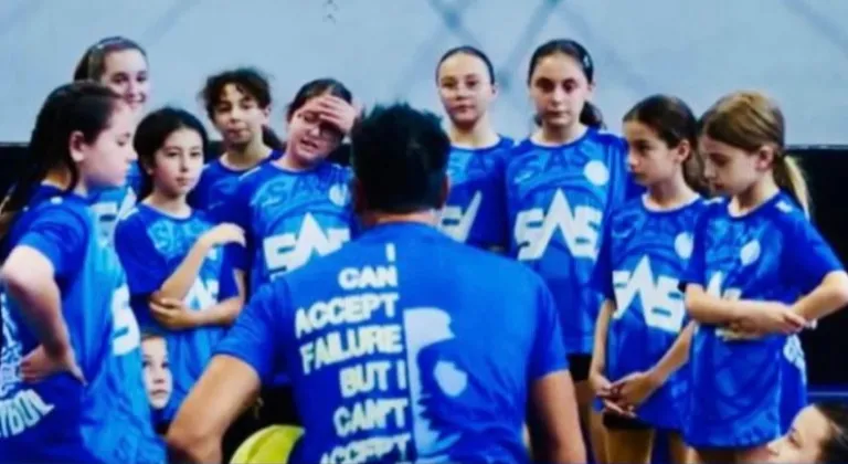 SAS Voleybol Akademi iddialı geliyor