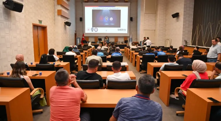 Selçuklu'da belediye personeline siber güvenlik eğitimi