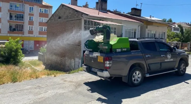 Sivas Belediyesi Vektörle Mücadele Çalışmalarına Devam Ediyor