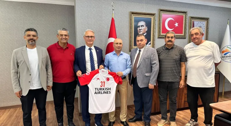 THF Başkanı Uğur Kılıç, Adana ve İskenderun’da Hentbol Gelişimini Desteklemek İçin Temaslarda Bulundu