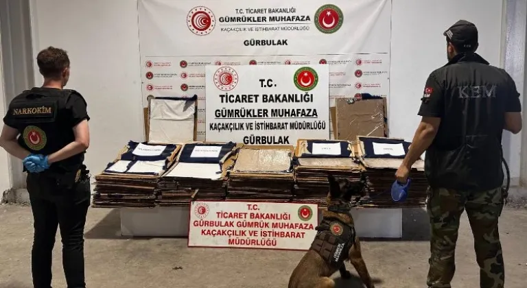 Ticaret Bakanlığı Gümrük Muhafaza Ekiplerinden Büyük Başarı: 276 Kilogram Uyuşturucu Ele Geçirildi!