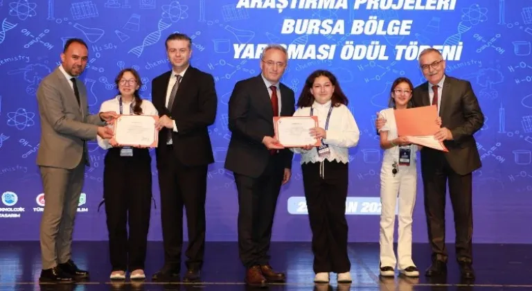 TÜBİTAK Ödülleri Bursa'da Sahiplerini Buldu: İşte Dereceye Giren Okullar